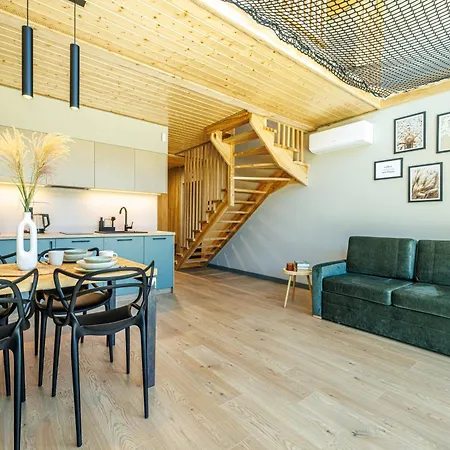 Sloneczny Dwor-wakacyjny Dom * Krynica Morska